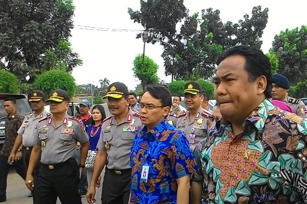 Sidak Beras Plastik,...