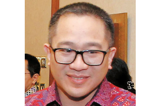 Adira-Indosat Tawarkan...