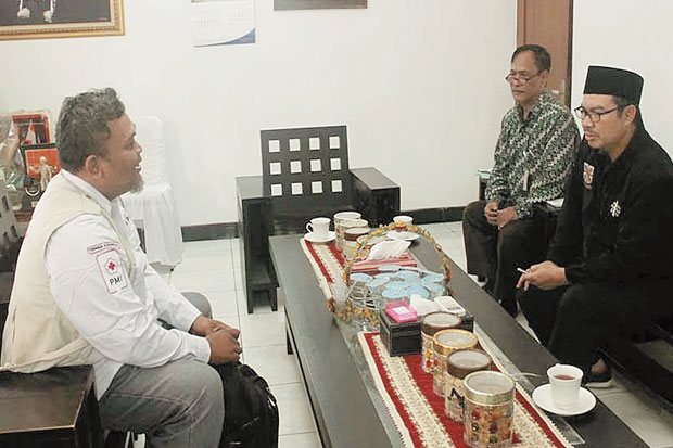 Anggota PMI Kulonprogo...