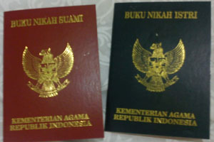 Buat Buku Nikah Palsu,...