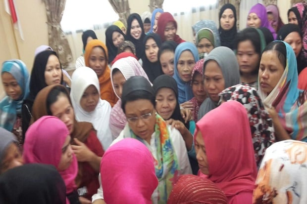 Disambangi Menlu Retno,...