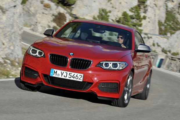 BMW Siapkan RWD Serie...