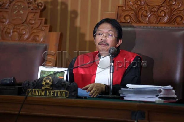 KPK Wajib Hormati Putusan...
