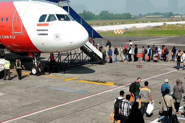 Warga Penolak Tetap...