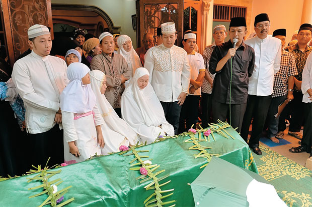 Ribuan Pelayat Lepas...