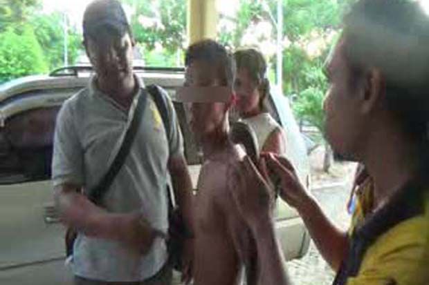 Polisi Temukan Pakaian...