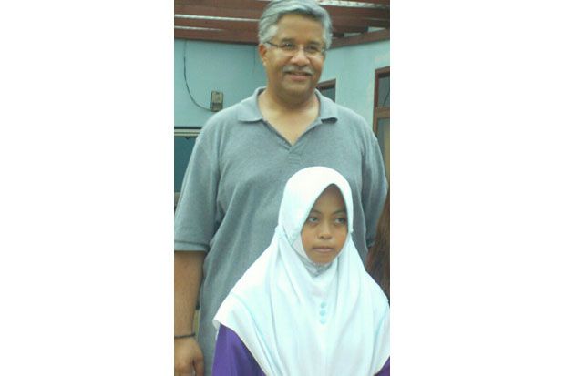 Siswi Yatim Piatu Ditelantarkan...