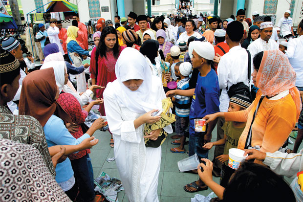 Jelang Puasa, Pengemis...