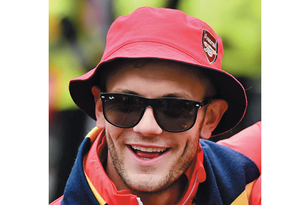 Hina Spurs, Wilshere...