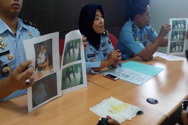 Petugas Lapas Serang...