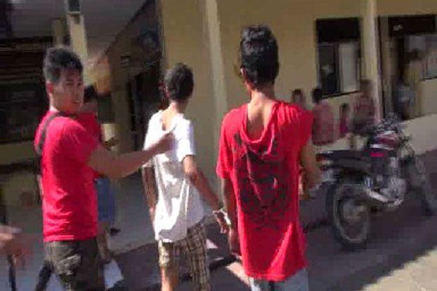 Dua Kurir Sabu Ditangkap...