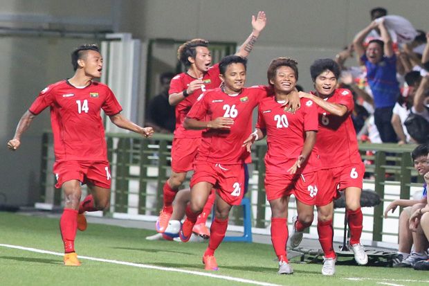 Pelatih Myanmar Bangga...