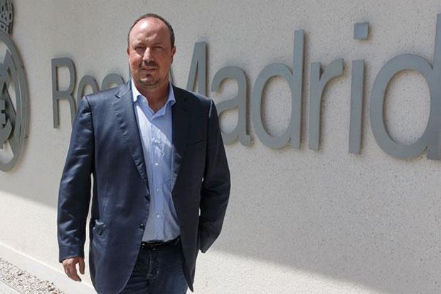 HOT NEWS: Benitez Resmi...