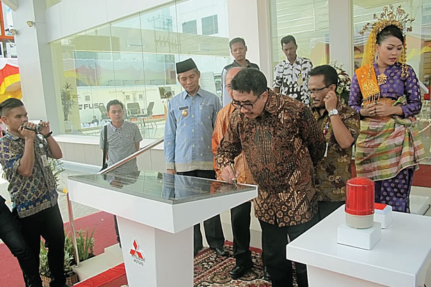 Banjir Permintaan, Mitsubishi...