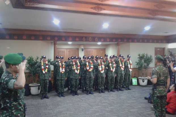 Senjata Pindad Dibongkar,...