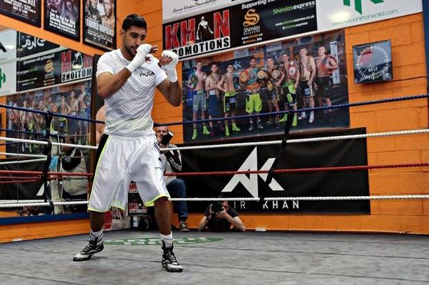Amir Khan Ketularan...