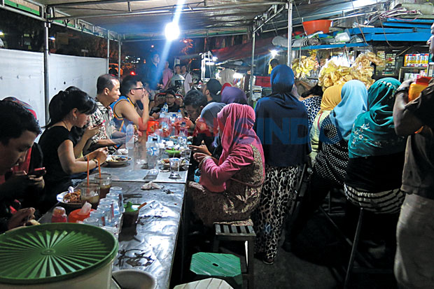 Tergoda Rawon Cumi Surabaya