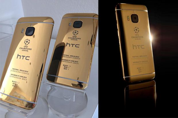 Lucu, HTC Pamer Smartphone...