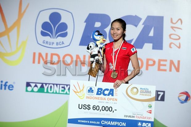 Trofi Tunggal Putri...