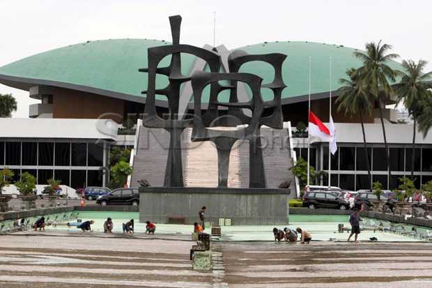 Revisi KUHP Diprediksi...