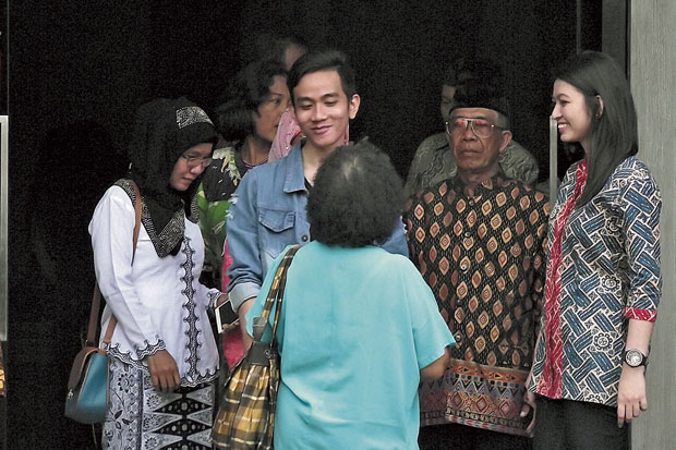 Jelang Pernikahan, Gibran-Selvi...