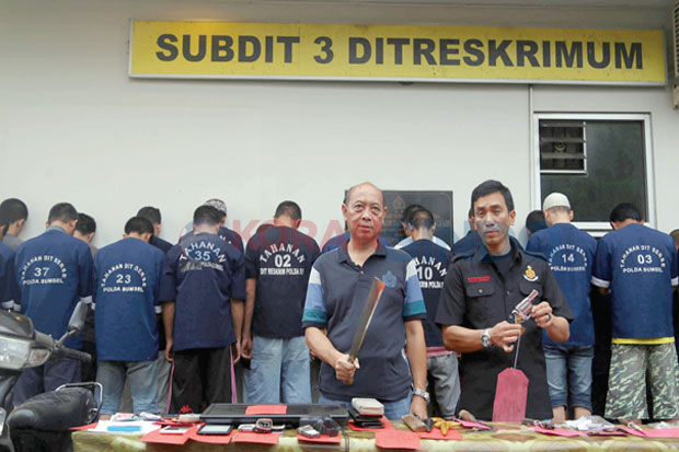 Dua Pelaku Terpaksa...