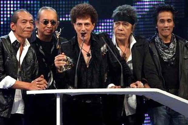 God Bless Konser di...