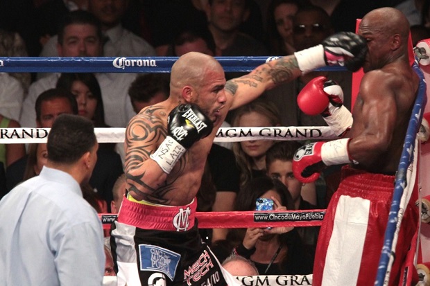 Cotto Pilih Canelo,...