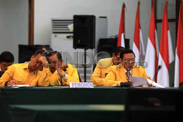Agung Laksono: Elite...