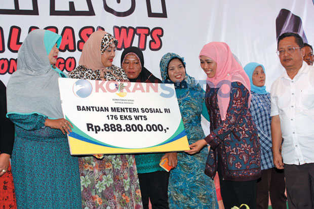 Lokalisasi Kedung Banteng,...