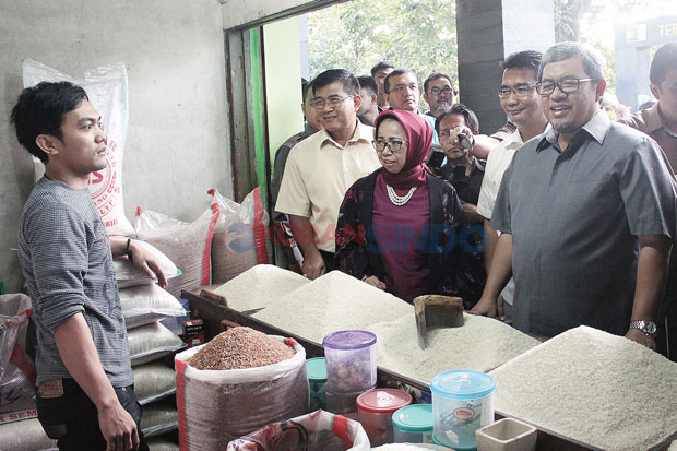Stok Sembako Dipastikan...