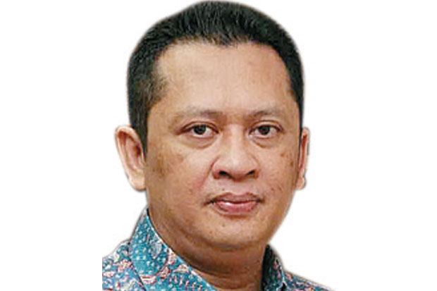 Jokowi Berjudi dengan...