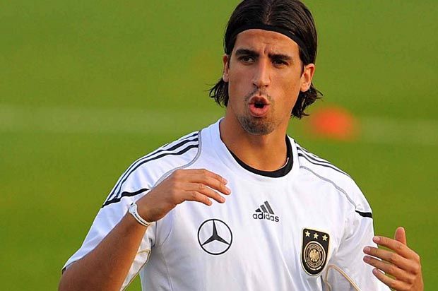 Khedira Bikin Arsenal,...