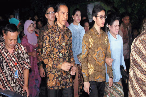 Lamar Selvi, Keluarga...