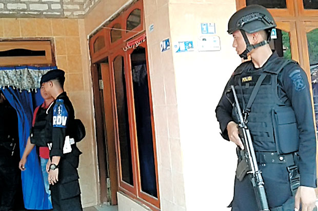 200 Polisi Cuma Dapat...