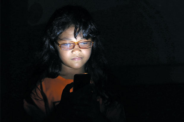 Si Kecil SudahBerkacamata