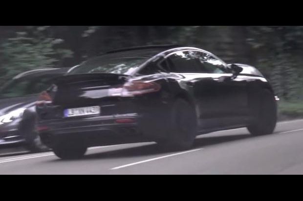 Spy Shot Porsche Panamera...