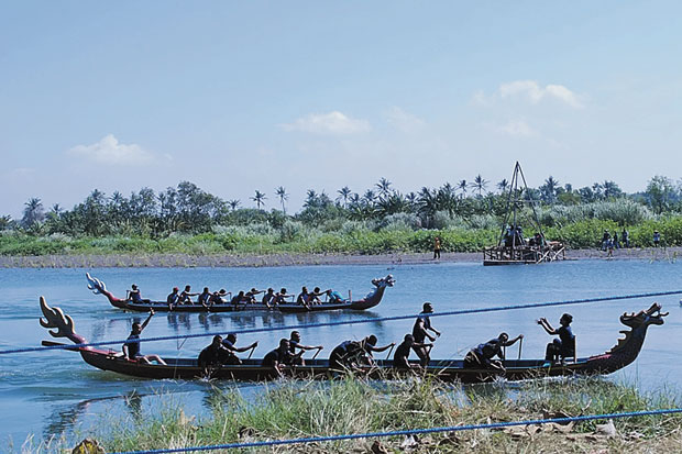 Festival Perahu Naga...