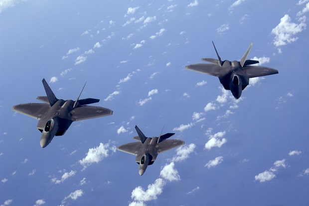 Jika AS Kirim F-22 ke...
