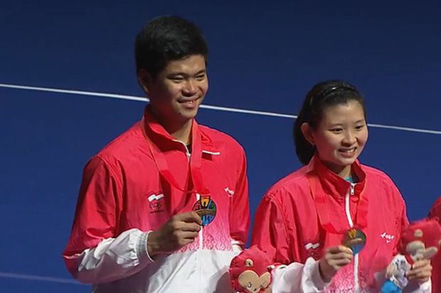 Sumbang Emas, Praveen/Debby...