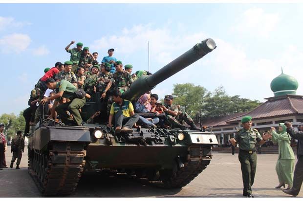 Ngabuburit sambil Naik...