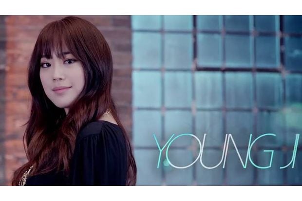 Youngji KARA Pilih Zhoumi...