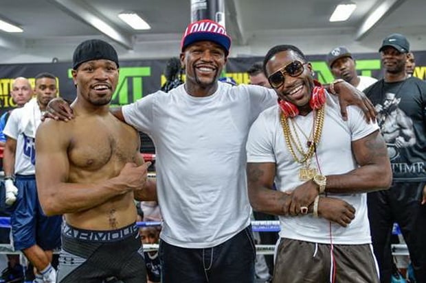 Broner Dituding Mata-matai...