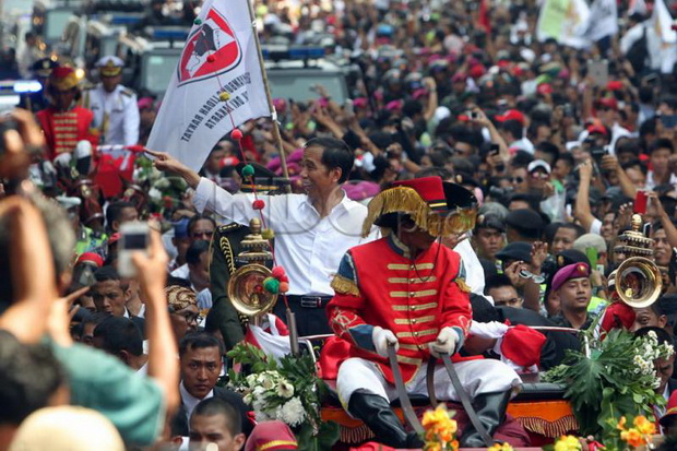 #HBDJokowi Jadi Trending...