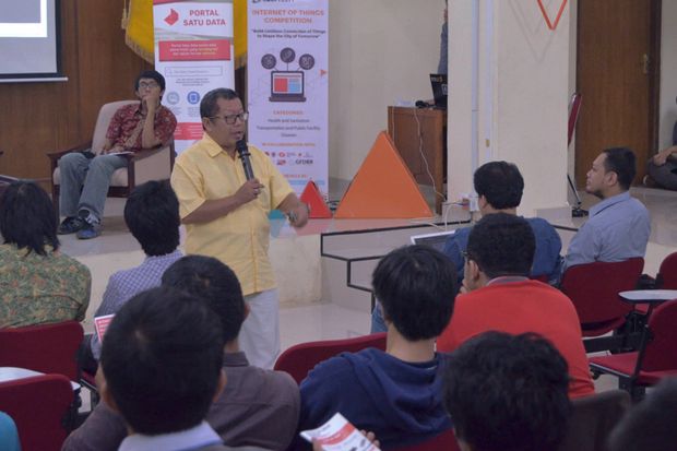 Kompetisi Ciptakan Robot...