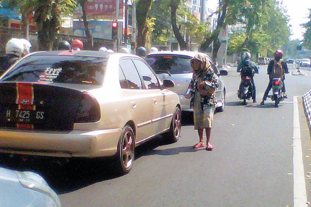 Kota Semarang Dibanjiri...