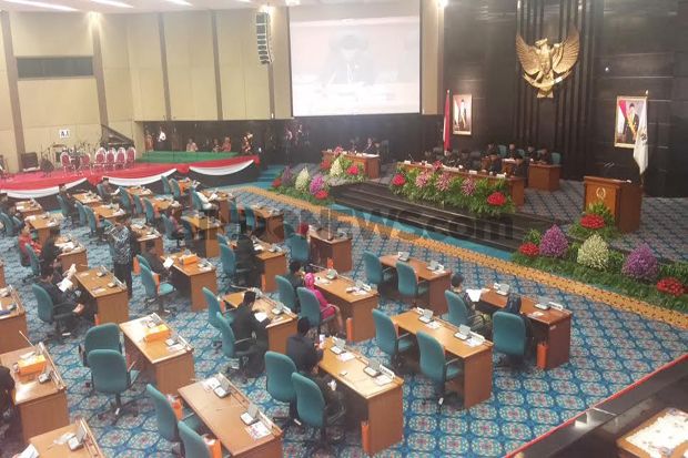Ultah Jakarta, DPRD...