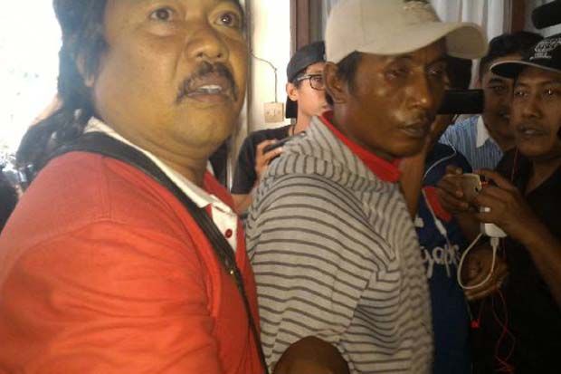 Keluarga Tersangka Pembunuh...