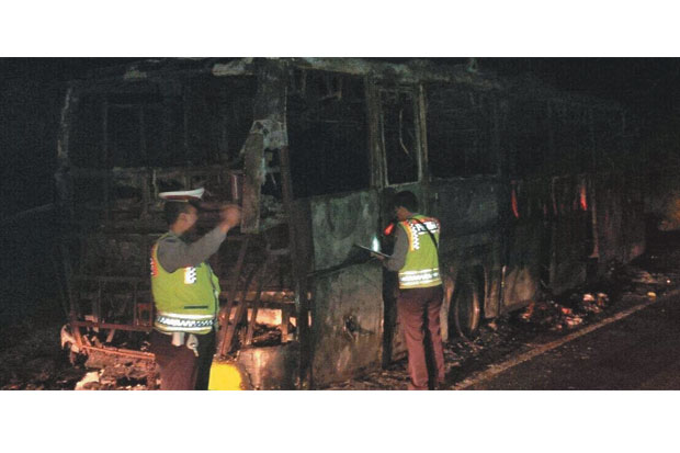Terbakar, 40 Penumpang...