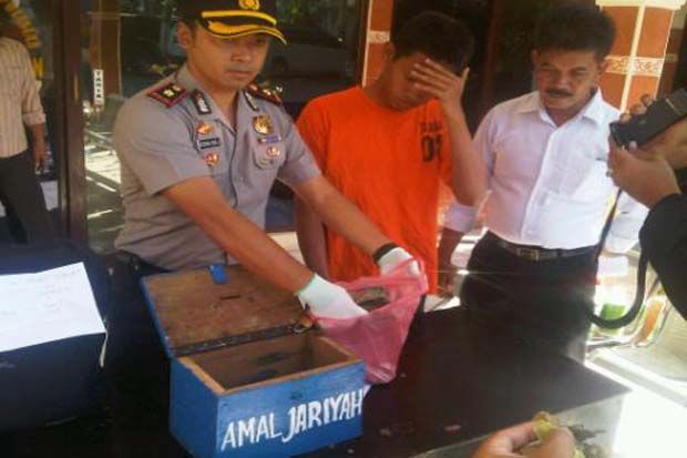 Istri Butuh Biaya Melahirkan,...
